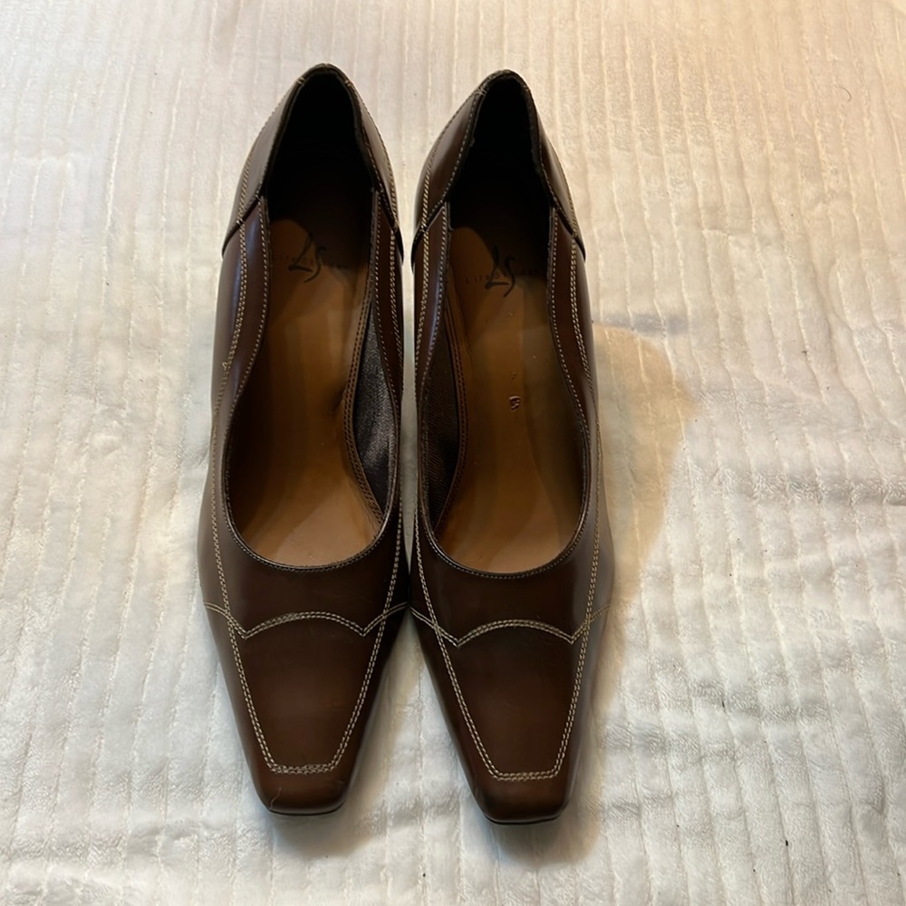 Life Strides Brown leather heels size 12